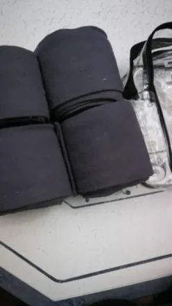 Bandes de polo grises