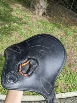 Bavette cuir noir grainé Luxe TdeT 115cm