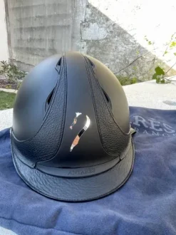 Bombe Antares excellent état Taille S ( taille 53 au 56)