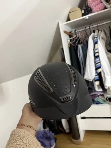 Bombe équitation UVEX