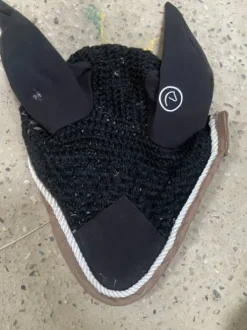 Bonnet equitheme noir taille poney