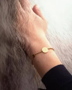 Bracelet avec médaille personnalisée - Ponytail & Co