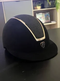 Casque equitheme taille M (55-57)