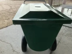 Chariot à granulés marque Equiphorse 420 L