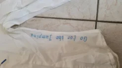 Chemise blanche manche longue avec dessin taille L