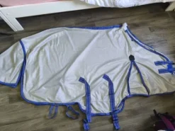 Couverture anti insectes weatherbeeta