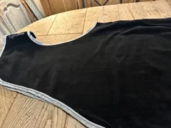 COUVRE REIN POLAIRE NOIR EQUI THEME