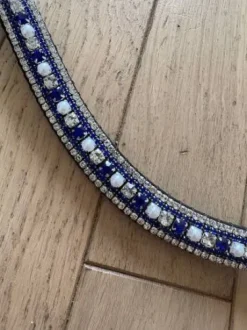 Frontal à strass bleu et blanc