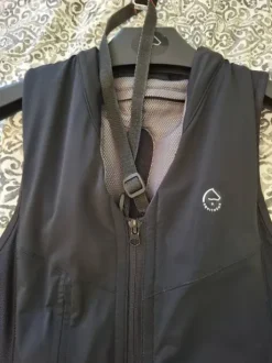 Gilet airbag Equitheme taille S excellent état