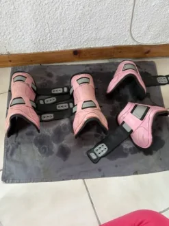 Guêtres + Protège-boulets HEXA rose – matière imperméab