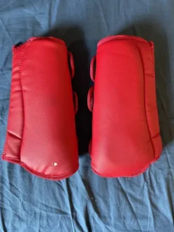 Guêtres de dressage rouge