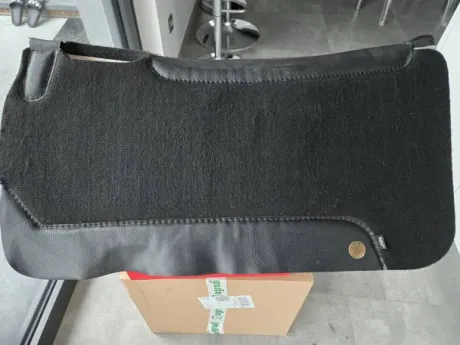 Pad western Back On Track