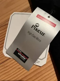 Panatalon PIKEUR bleu marine neuf avec étiquette