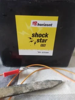 Poste de clôture électrique