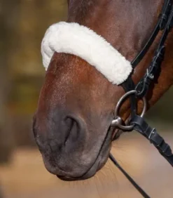 Protège muserolle / tétière faux fur Waldhausen