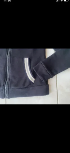 Sweat Penelope Leprévost