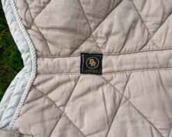 Tapis beige BR cheval