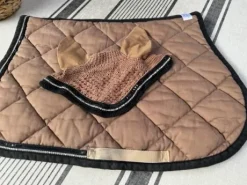 TAPIS CRISTINA SPORT BEIGE ET NOIR