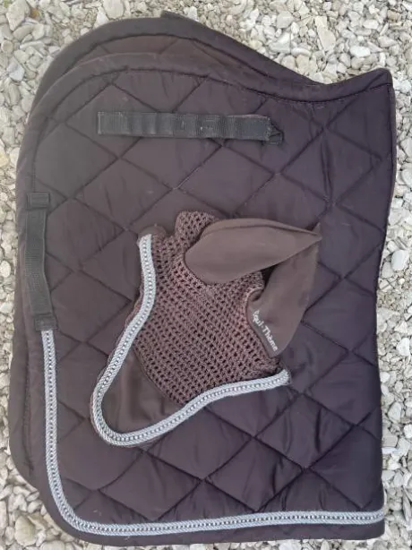 tapis de concours à strass marron