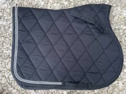 tapis de concours noir à strass