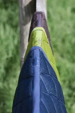 Tapis de selle mesh Platinum 24 Eskadron