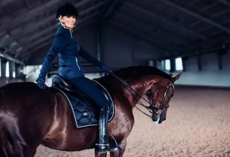 Tapis de selle midnight blue - equestrian stockholm - tissu déperlant