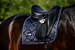 Tapis de selle midnight blue - equestrian stockholm - tissu déperlant