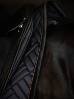Tapis de selle Modern Dark Ocean DRESSAGE - Equestrian Stockholm