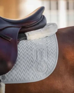 Tapis de selle Ten GEM en CSO ou Dressage