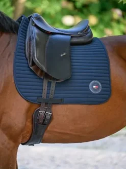 Tapis de selle Upstate DRESSAGE - Tommy Hilfiger - Mémoire de forme