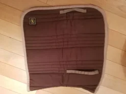 Tapis dressage taille cheval