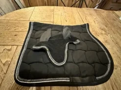 TAPIS ENSEMBLE NOIR A STRASS ANNA SCARPATI