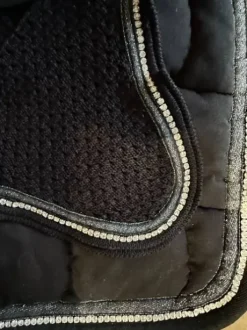 TAPIS ENSEMBLE NOIR A STRASS ANNA SCARPATI