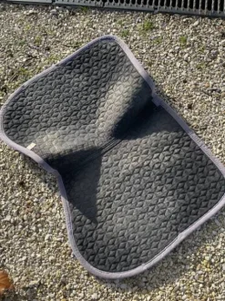 Tapis Kentucky violet CSO cheval