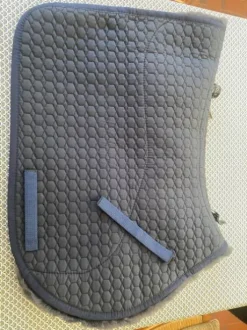 Tapis Mattes CSO neuf taille L en mouton