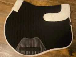 Tapis Équitheme noir