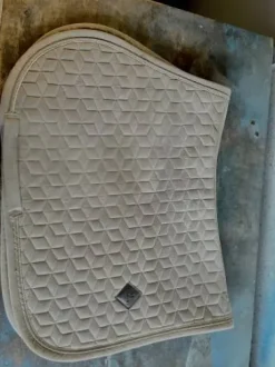 tapis saut kentucky velvet beige cheval