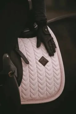 Tapis Velvet Pearl Rose Pâle DRESSAGE - KENTUCKY