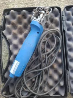 Vends tondeuse cheval marque AESCULAP