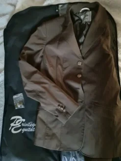 Veste concours hagg femme