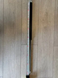 Vérin à gaz entraxe 800mm - Compression de 100N à 1100N